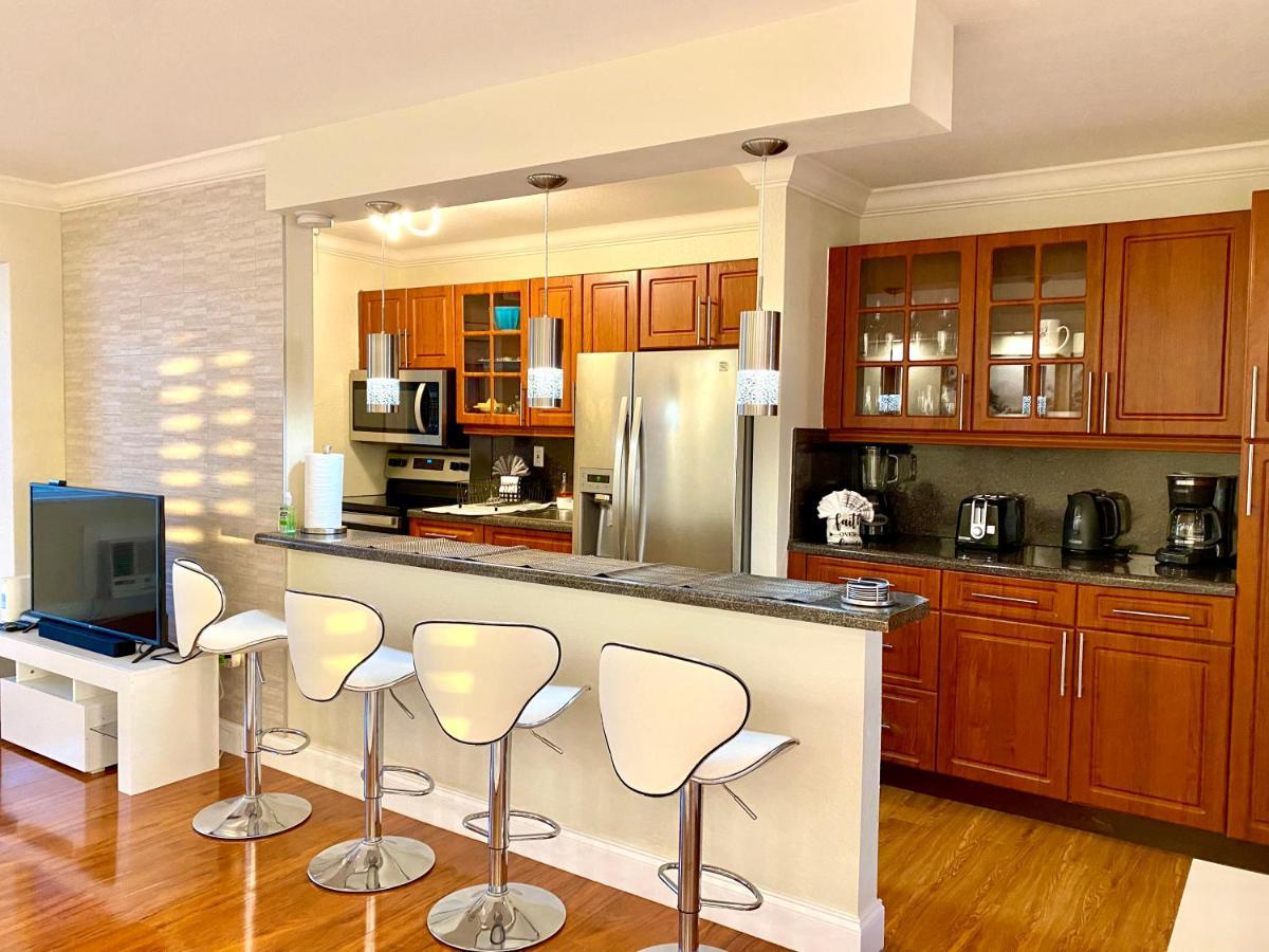 Deluxe Waterfront One Bedroom Apartment With Miami Skyline View, Free Parking 5 Mins Drive To מיאמי ביץ' מראה חיצוני תמונה