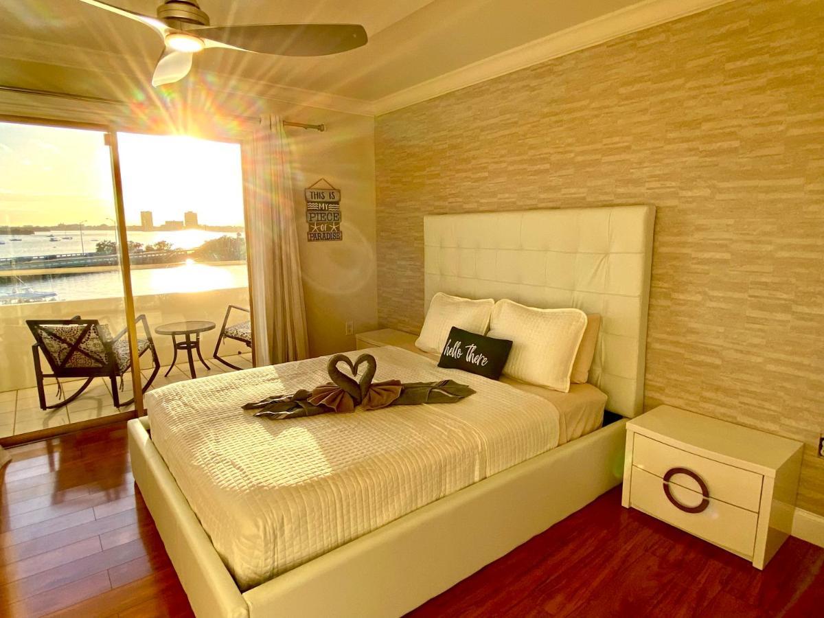 Deluxe Waterfront One Bedroom Apartment With Miami Skyline View, Free Parking 5 Mins Drive To מיאמי ביץ' מראה חיצוני תמונה