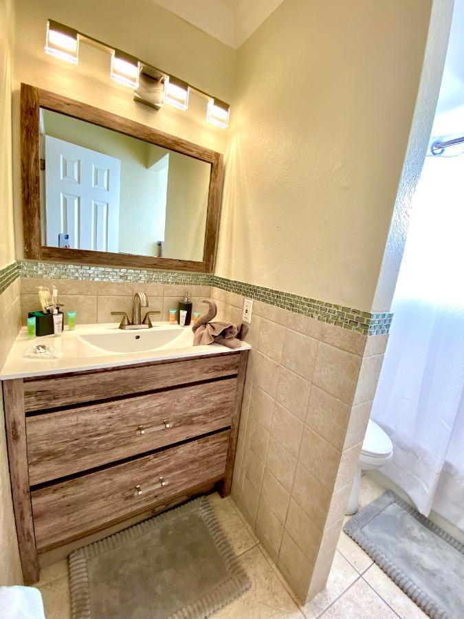 Deluxe Waterfront One Bedroom Apartment With Miami Skyline View, Free Parking 5 Mins Drive To מיאמי ביץ' מראה חיצוני תמונה
