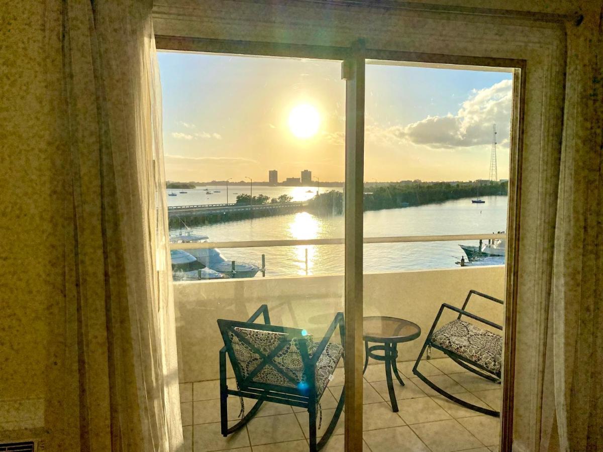 Deluxe Waterfront One Bedroom Apartment With Miami Skyline View, Free Parking 5 Mins Drive To מיאמי ביץ' מראה חיצוני תמונה